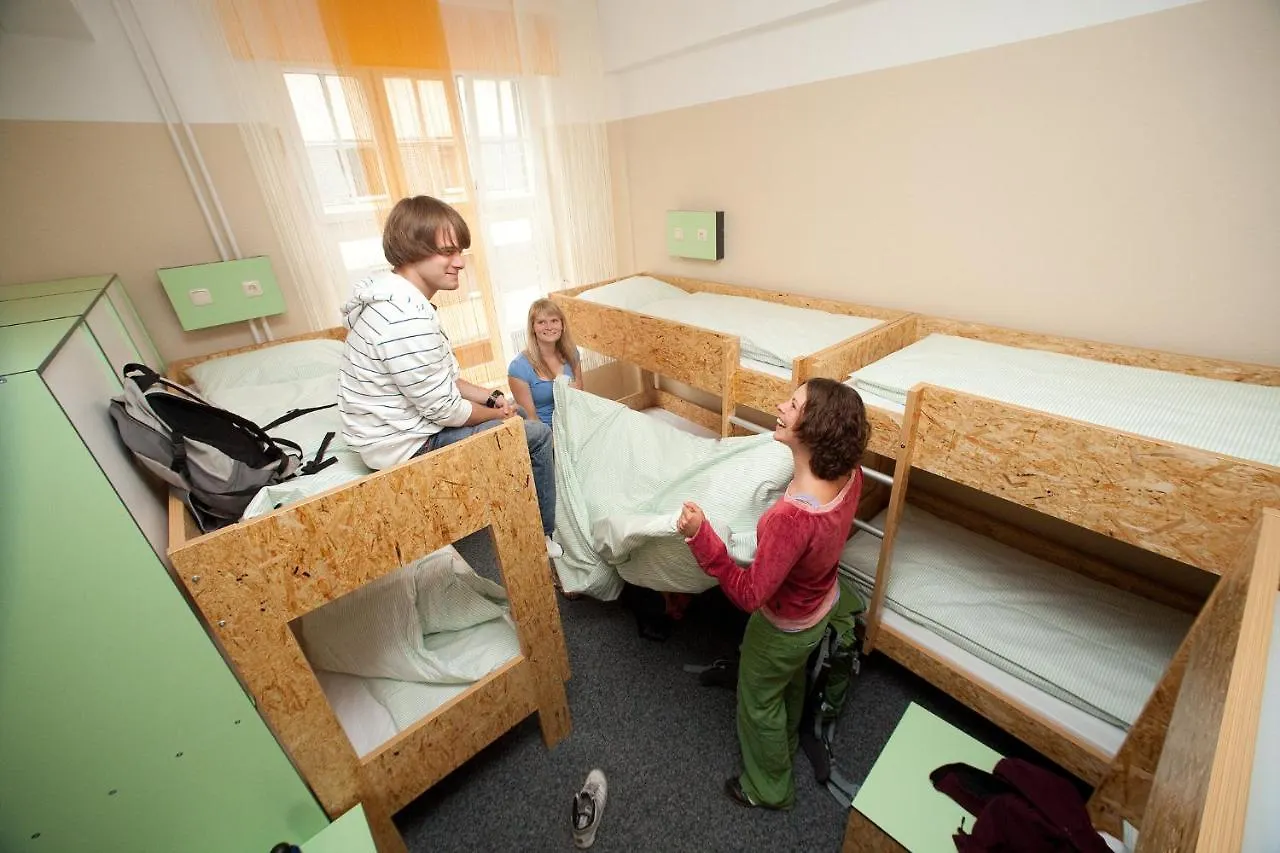Pathpoint Cologne - Backpacker Hostel Germany